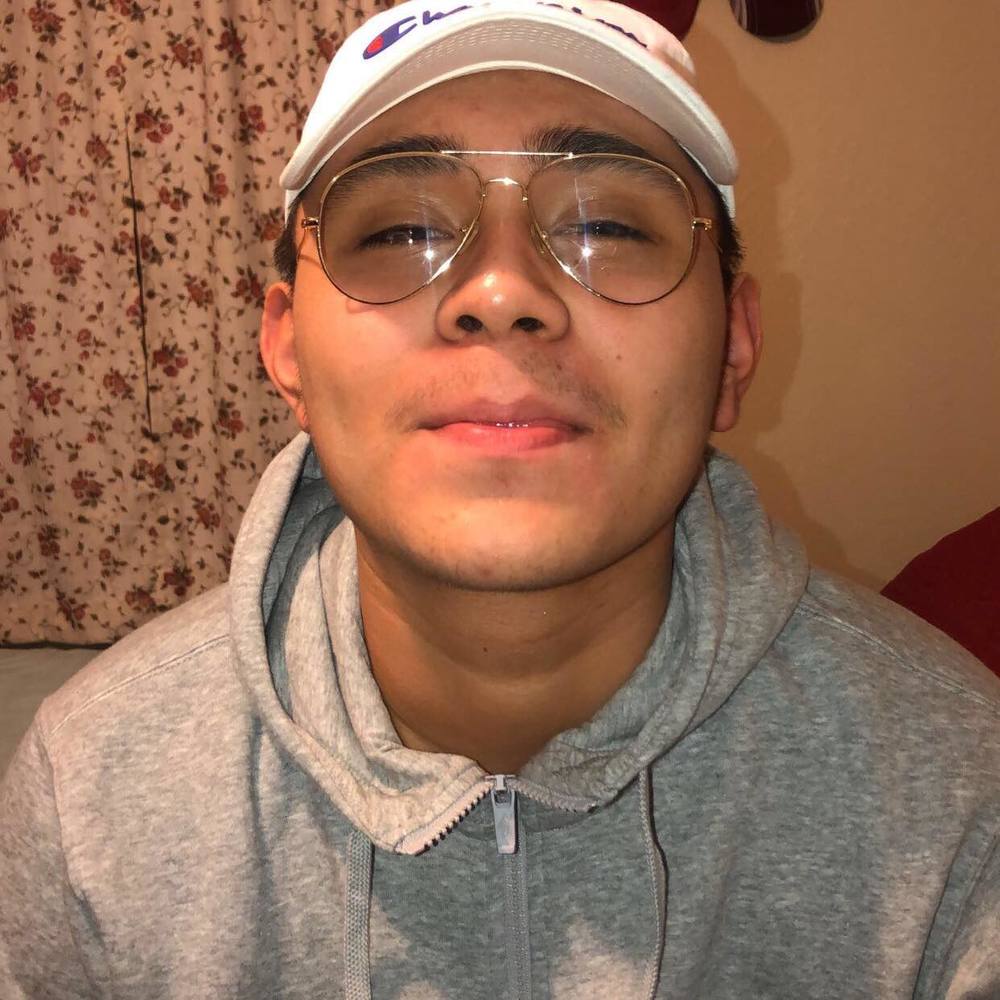 Meet your Posher, Javier